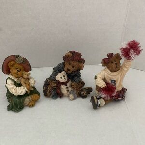 Boyd’s Bears figurines lot from bear stone collection. Hand painted resin